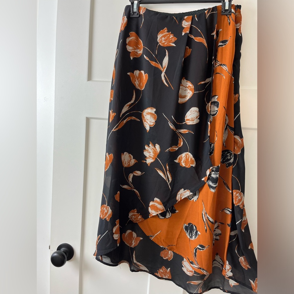 Sienna Sky Black and Orange Midi Skirt NWOT Size Large